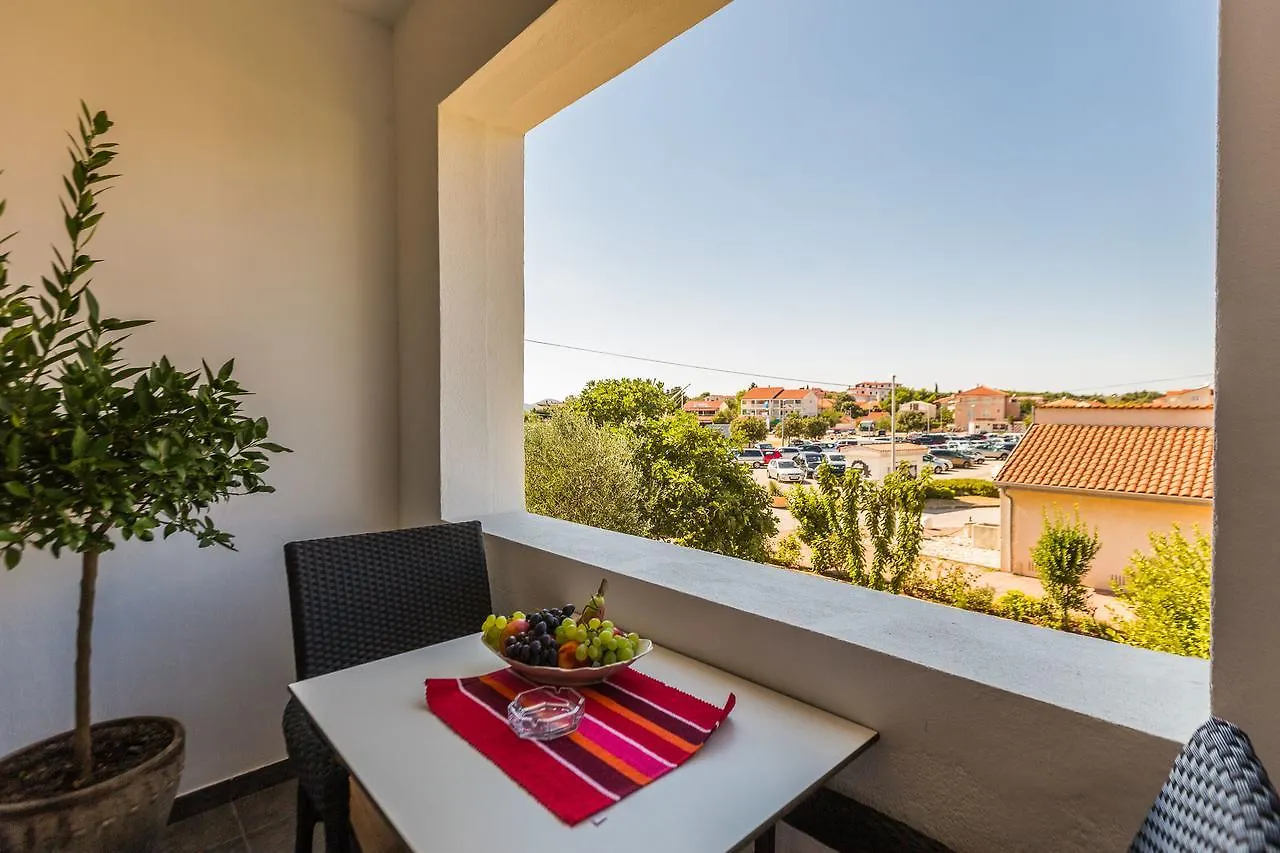 Villa Ljubica Pakoštane Pensionat